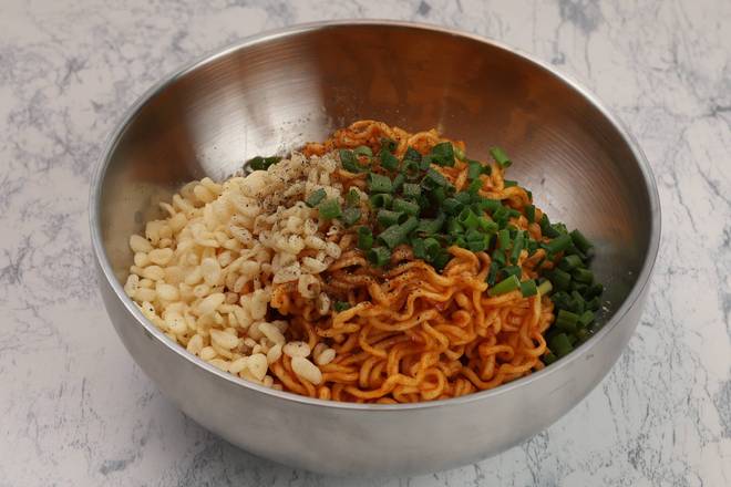 定番　ブルダック麺