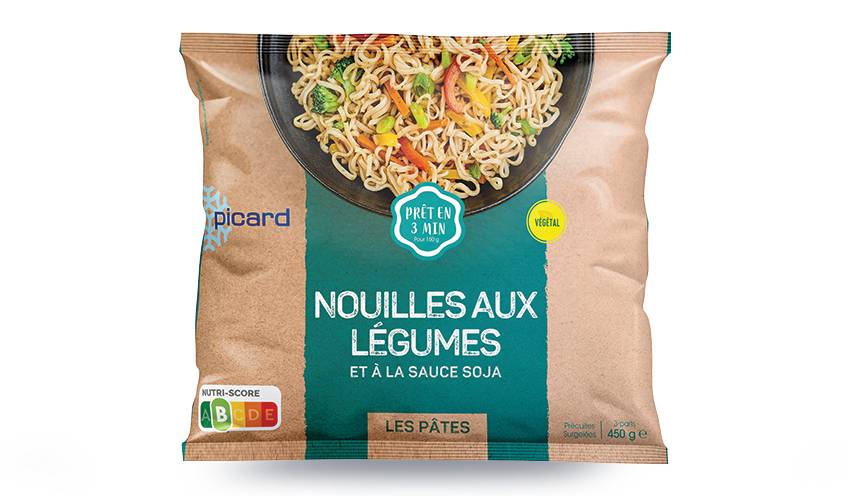 Nouilles aux légumes et à la sauce soja