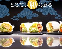 鮨屋の和風トルティーヤ「とるてぃ和ろぉる」の店Va-Va-Voom Va-Va-Voom, Japanese-style tortillas “Torti Wa Roll” by a sushi restaurant