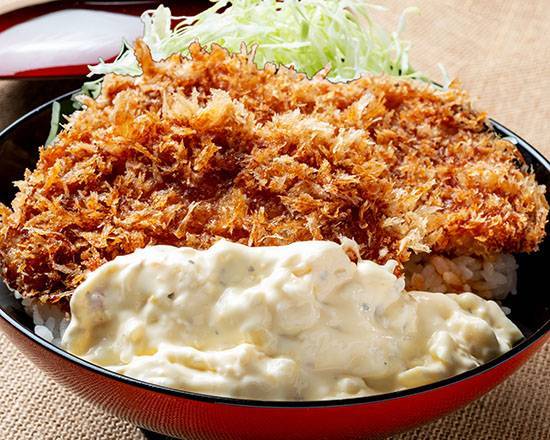 ロースタルタルたれかつ丼 Loin Cutlet Rice Bowl with Tartar & Japanese Sauce