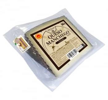 Queso manchego de oveja Don Julián curado viejo D.O.P. Sanabria cuña de 200 g.