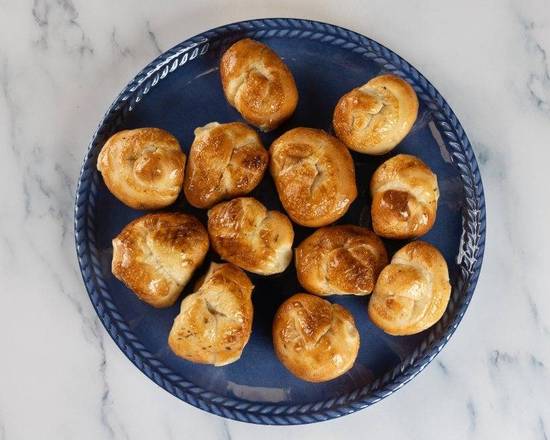 Garlic Knots (x24)