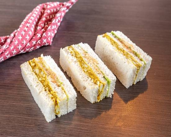 Curried Egg Picnic Sandwich