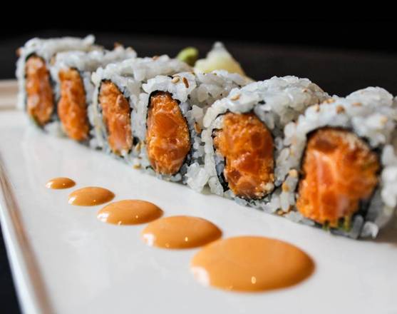 Spicy Salmon Roll (8)