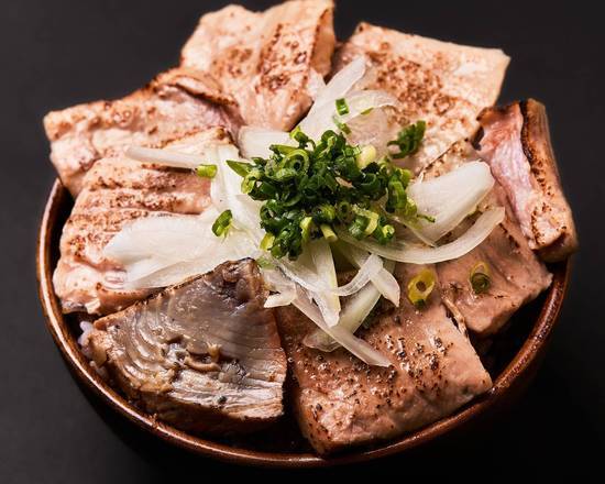 炉端のマグロ炙り丼 Roast Tuna Roast soy sauce tuna  rice bowl