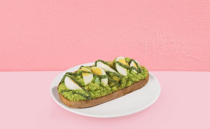 Avo & Eggs Toast