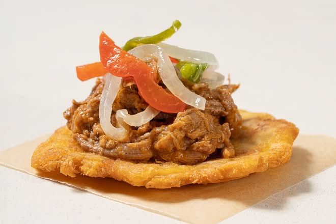 1 Topped Tostón With Ropa Vieja