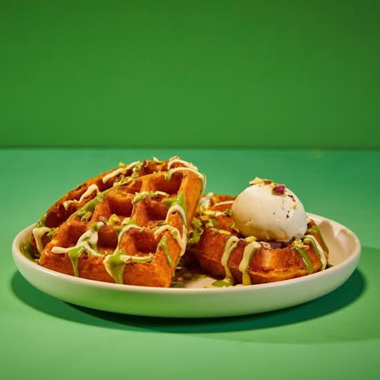 Low Gluten | Pistachio & White Choc Crunch - American Waffle