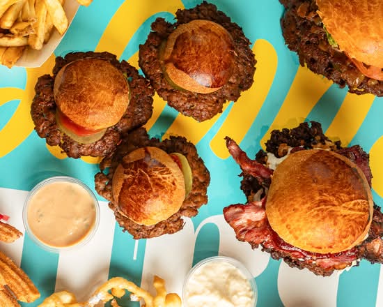 BaliBurger MK (5761 Avenue Caldwell)