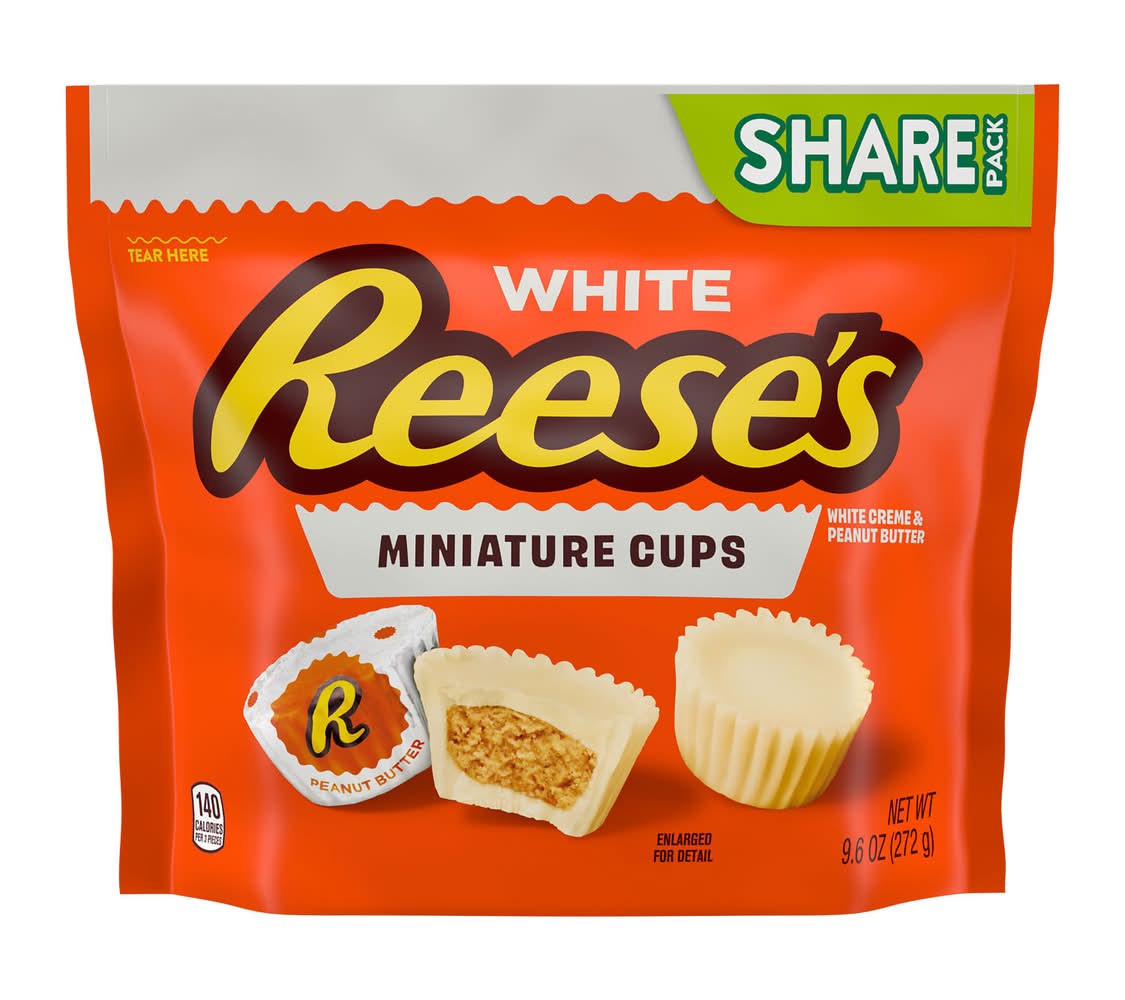 Reese's Miniatures White Creme Peanut Butter Cups Candy Share pack (9.6 oz)