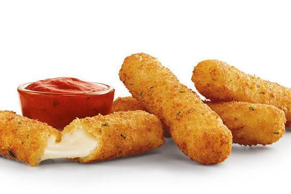 MOZZARELLA STICKS (6)