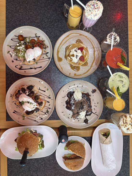 Guru Italia Cafe and Pizzeria