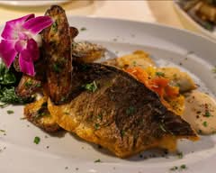 MAXIMILIANO'S CUISINE