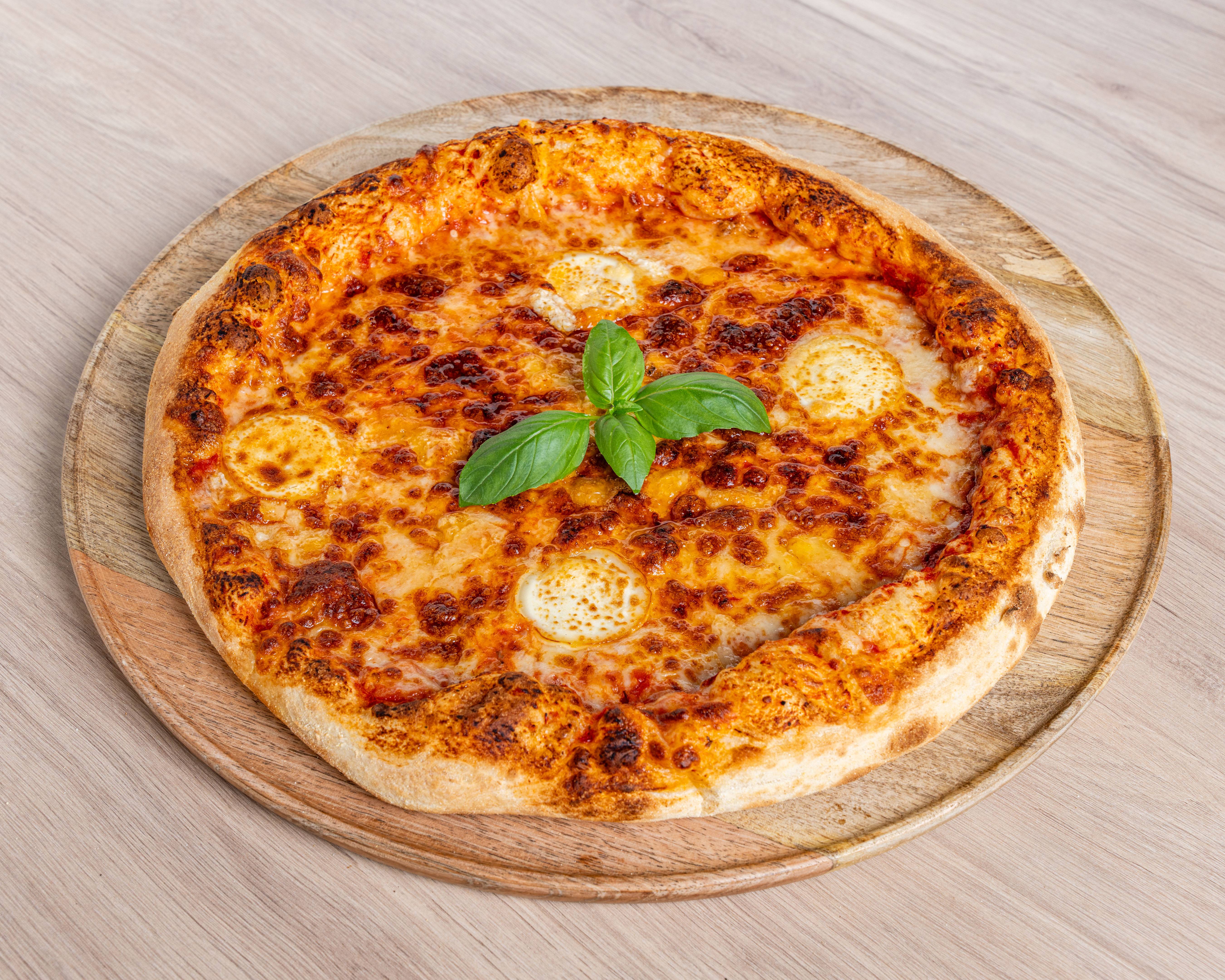 Pizza 4 Fromages