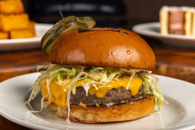 Lawrys Burger
