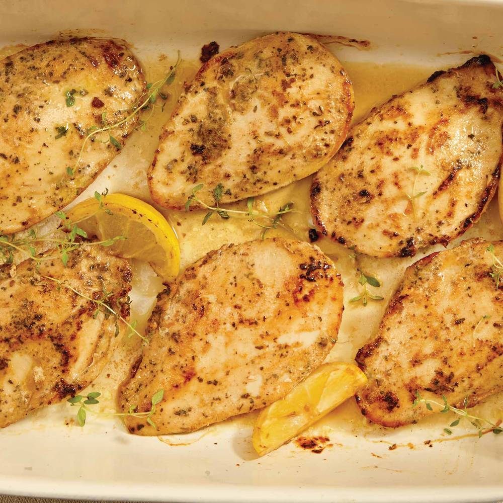 M&M Food Market Herb & Garlic Chicken Breasts (907 g)