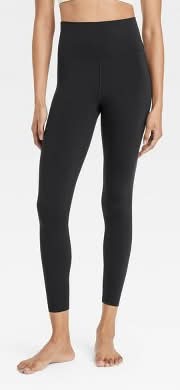 All In Motion Everyday Soft Ultra High Rise 7/8 Leggings, Women, XS, Black