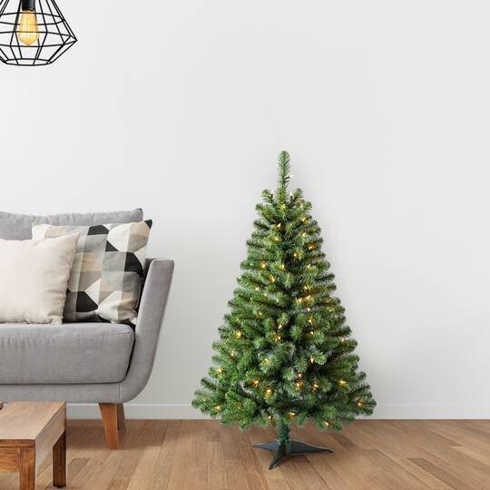 Ashland Pre Lit Lakewood Spruce Artificial Christmas Tree With Clear Lights, 1.2 m x 71 cm