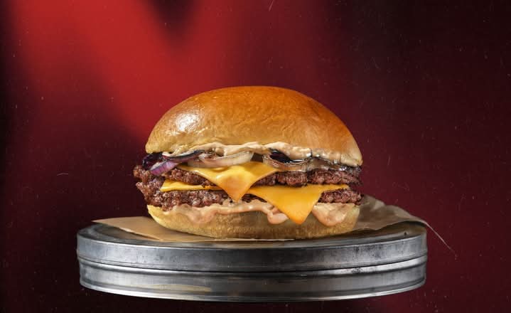 La Doble Knockout Burger