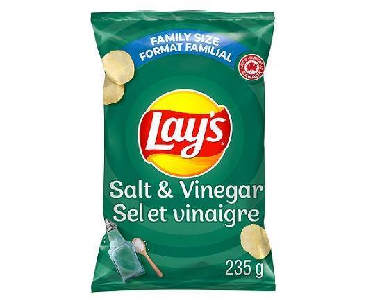 Lay's Salt & Vinegar 235g