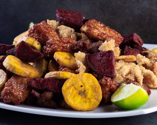 Fried meats sampler w plantain chips