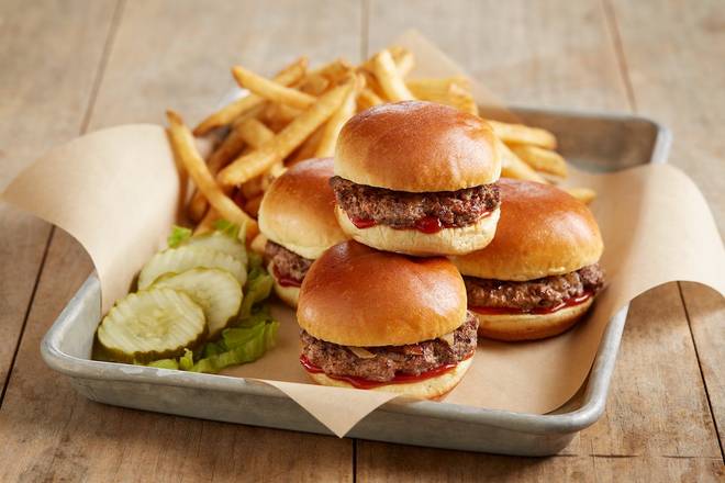 Sliders With Fries*