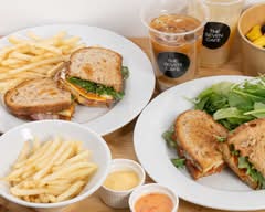 【絶品サンドイッチが自慢‼】THE SEVEN CAFE ザ セブン カフェ