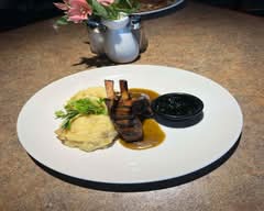 Aspen American Bar & Grill (Colorado Springs)