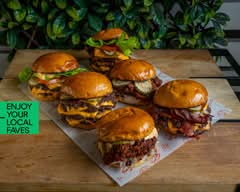 Smashville Newcomb Diner