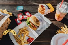 Carl's Jr. (Ever Square)