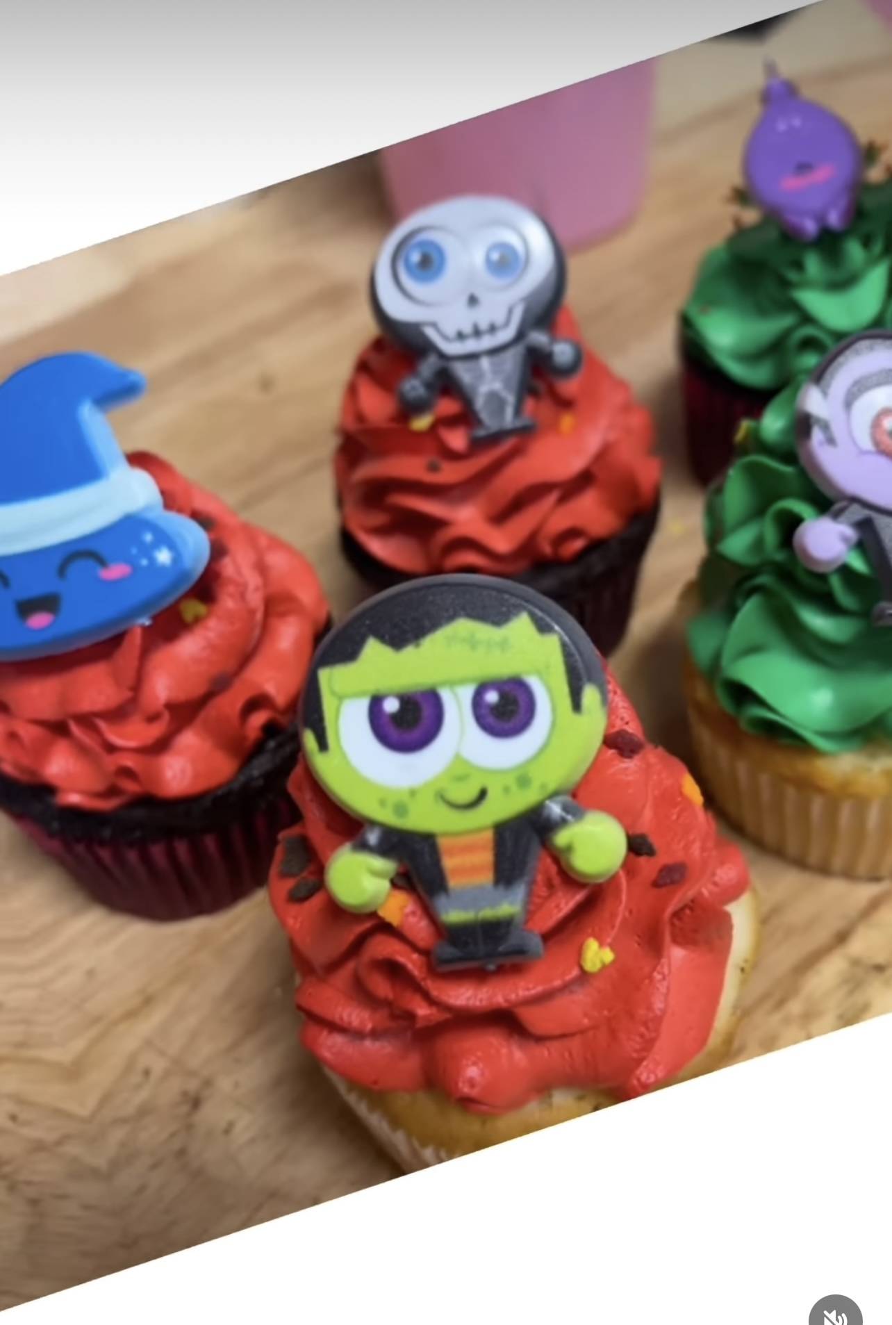 Cupcake Gift Box (12 pcs)