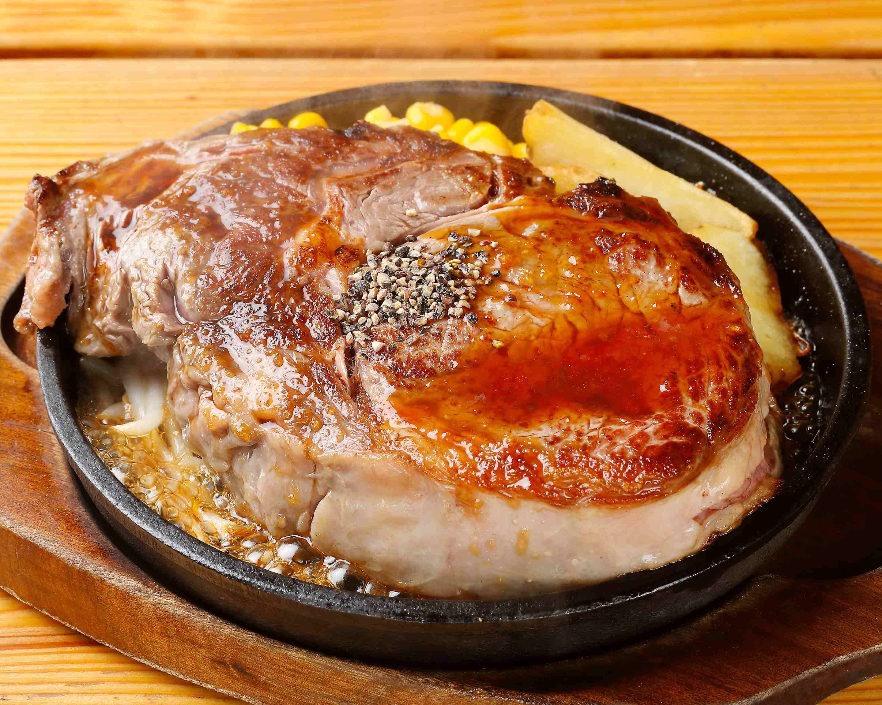 1ポンドステーキ＆ハンバーグ専門店 「ハックルベリー」 ☆ Steak