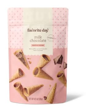 Favorite Day Milk Chocolate Filled Waffle Cones (4.23 oz)