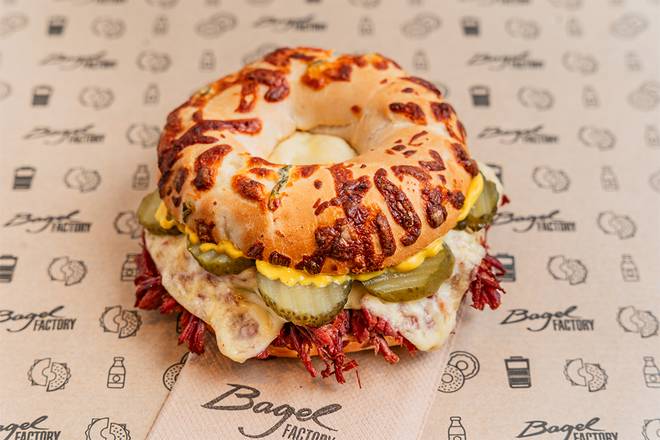 Salt Beef Melt Bagel