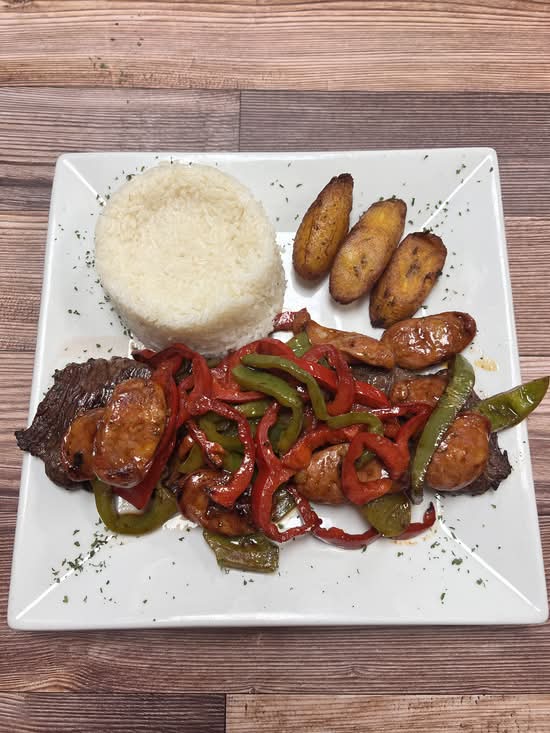 Punto Rojo Cafe Colombian Restaurant and Bakery