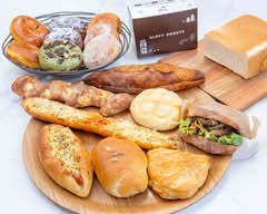 【外カリ中もちライ麦パン🍞とふわしゅわドーナツ🍩】ALOFT 大手町店