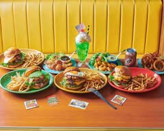 サンダヴダイナー SUN DOVE DINER