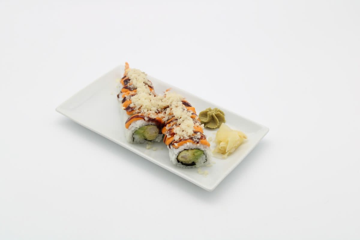 TEMPURA SHRIMP ROLL