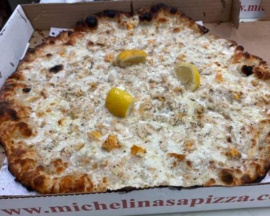 Our Famous Fresh Clam Pizza