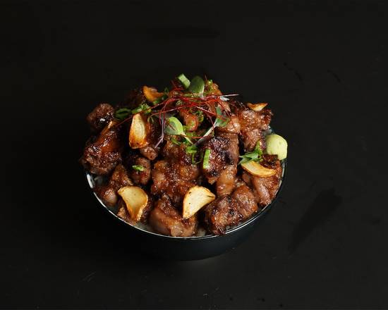 WAGYU GARLIC SAIKORO STEAK DONBURI W / ONION SAUCE