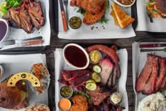 Wilma's Famous BBQ & Tavern (Chicago)