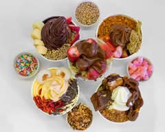 Yo-Bar Fountain Gate