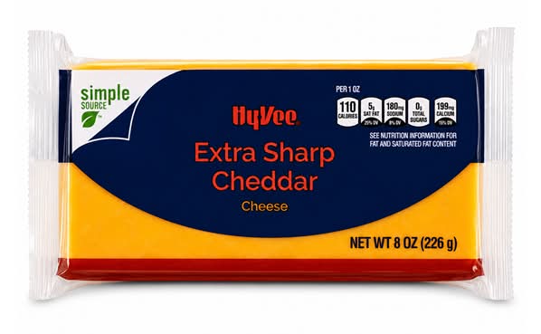 Hy-Vee Extra Sharp Cheddar Cheese (8 oz)