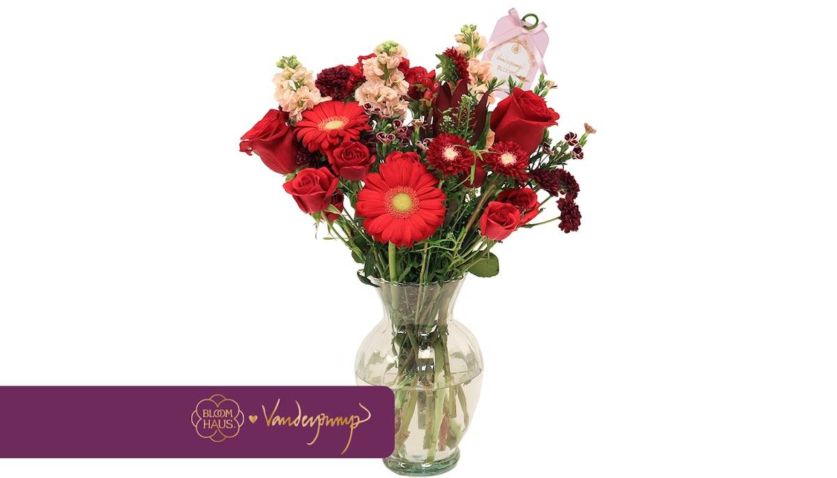 Vanderpump Crimson Romance Arrangement