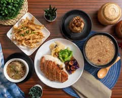 米糕城 香酥炸雞腿 l 盅湯 l 桶仔米糕