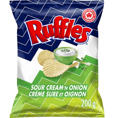 Ruffles croustilles - potato chips (crème sure & oignon)