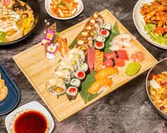 Racky Sushi And Ramen