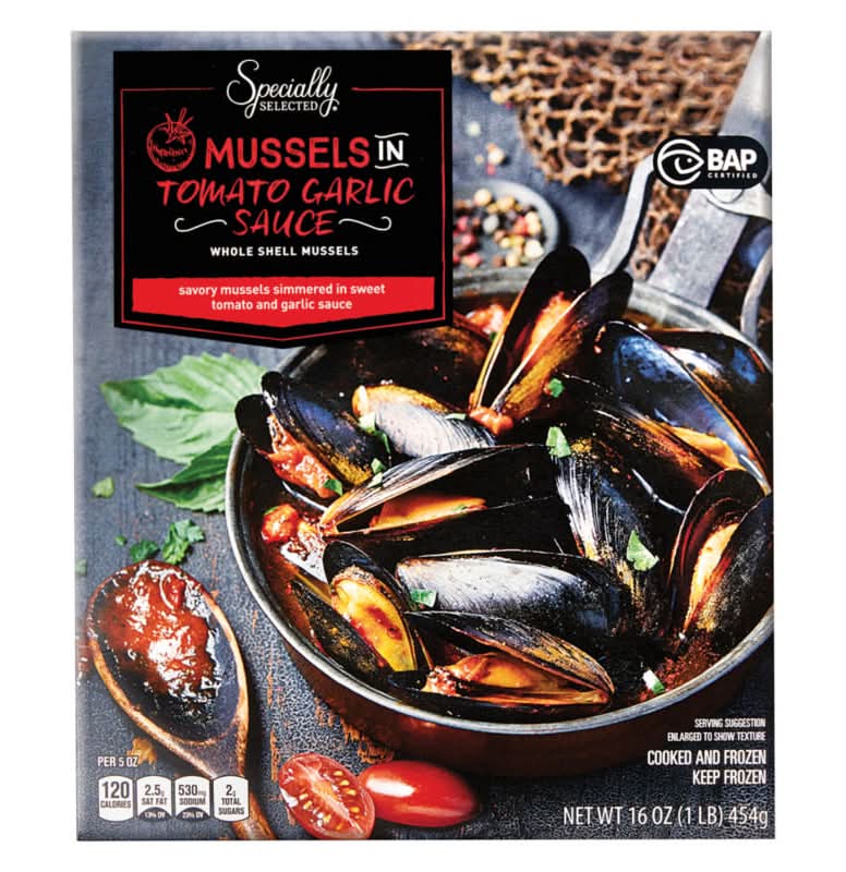 Specially Selected Whole Shell Mussels, Tomato Garlic Sauce (16 oz)