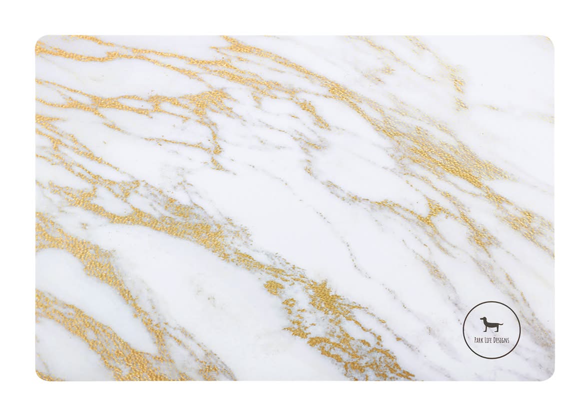 Park Life Designs · Mantel individual de plástico para mascota, 40.6x30.5 cm, blanco-dorado