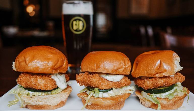 CRISPY CHICKEN SLIDERS